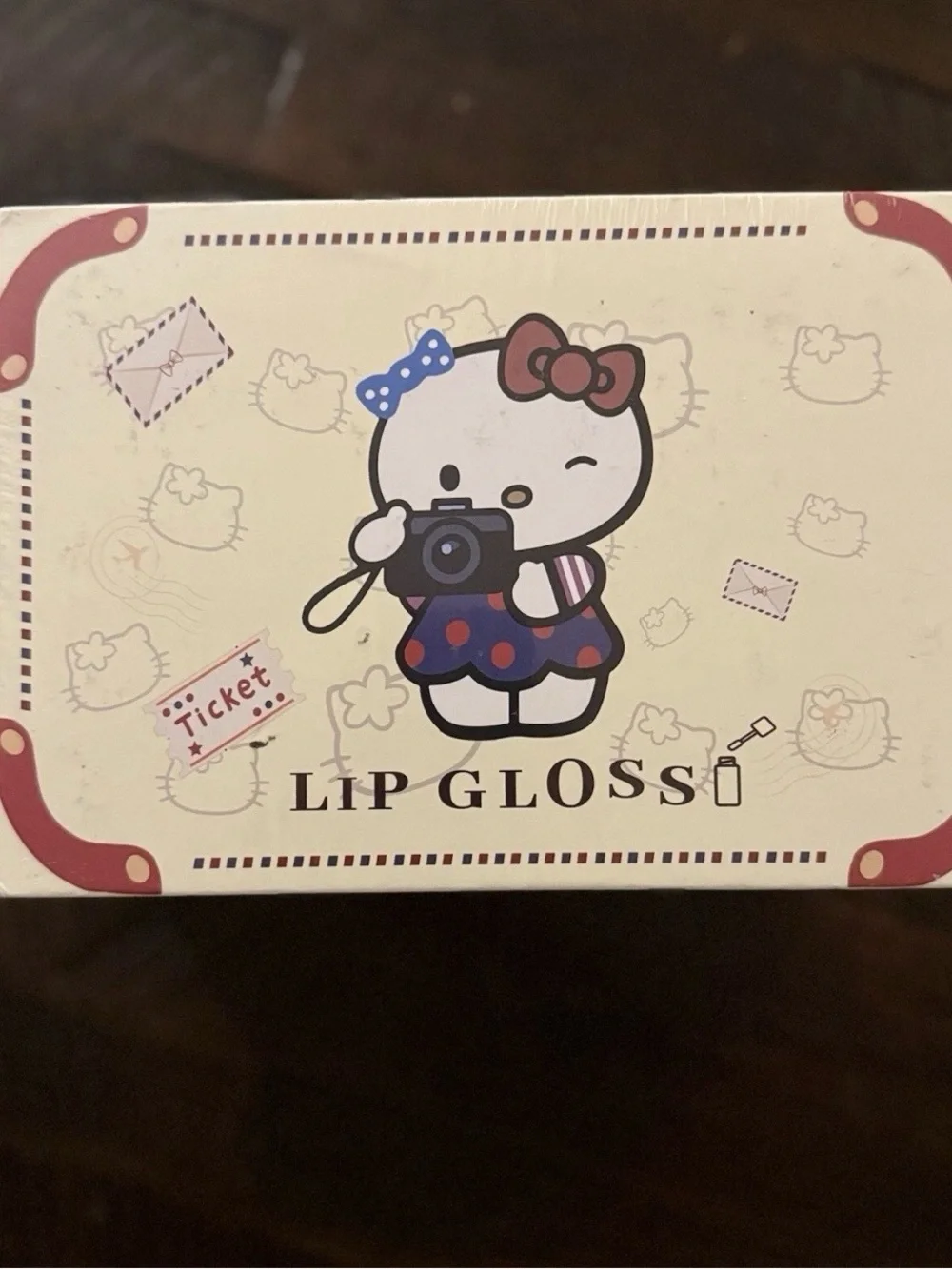 Hello Kitty Box Purse pearl handle with 24 Lip Gloss Mixed Pretty New Sealed